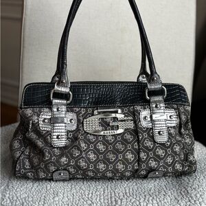 ⭐️Y2K Vintage Guess Bag with Silver Hardware and Alligator Detail